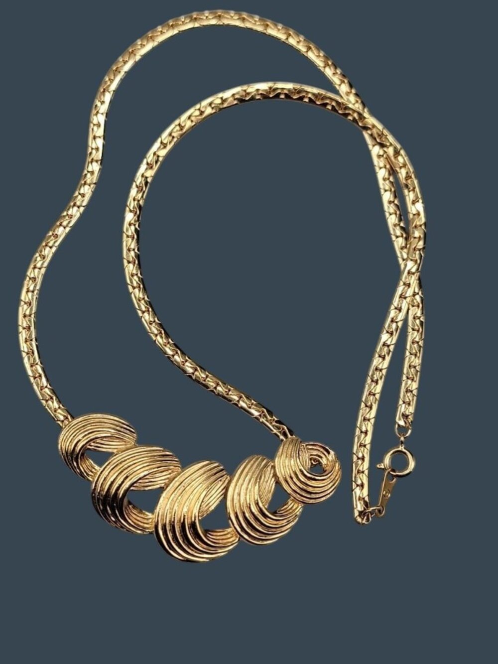 Vintage Avon Abstract Wavy Swirl Bib Necklace 19" Herringbone Chain Gold Tone